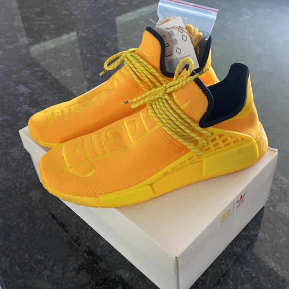 Sold out only wore once - Picture 2 of 3